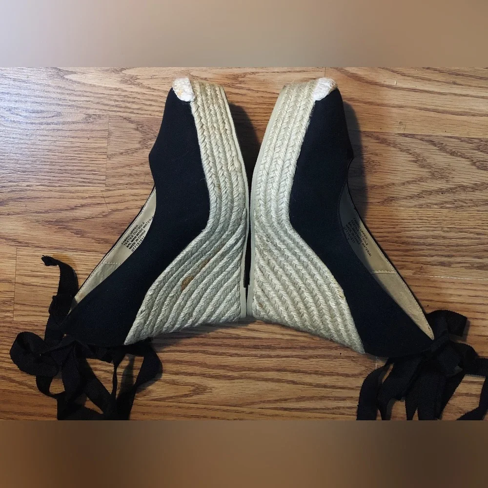Mossimo Black Espadrille Shoes 4” inch Platform Straw Heel & Tie Accent Size 7